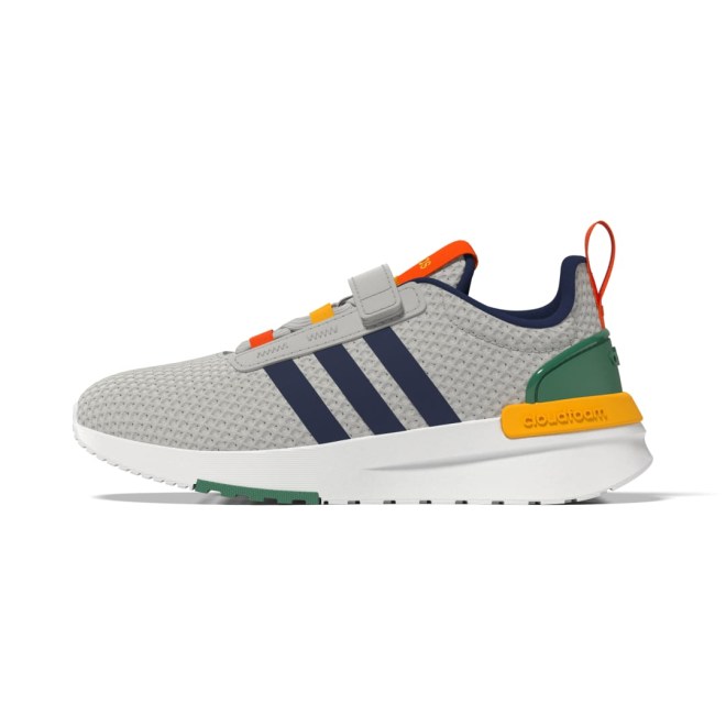 HQ3815_3_FOOTWEAR_3D-Rendering_Side-Lateral-View_white