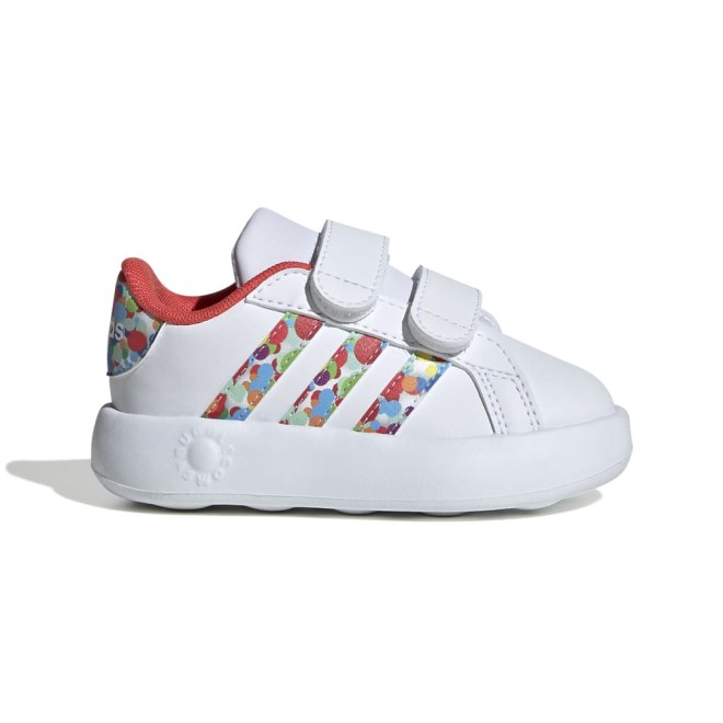 IG6498_1_FOOTWEAR_Photography_Side-Lateral-Center-View_white