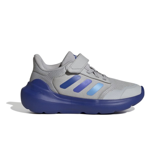 IH7777_1_FOOTWEAR_Photography_Side-Lateral-Center-View_white