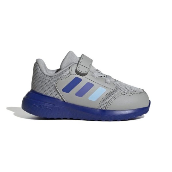 IH7782_1_FOOTWEAR_Photography_Side-Lateral-Center-View_white-600x600