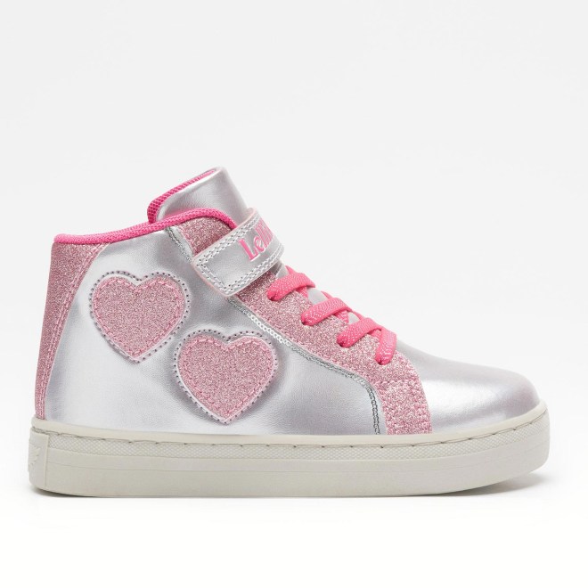 LelliKelly_LKAA5216_AMT_RO01